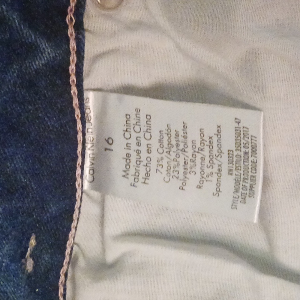 Calvin Klein Jeans - Picture 4 of 5
